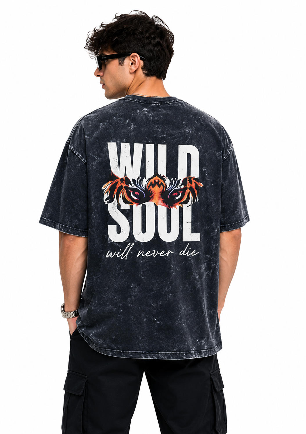 Unisex acid washed oversized T-shirt by LYVIT ORIGINALS with a relaxed fit and vintage-inspired style.