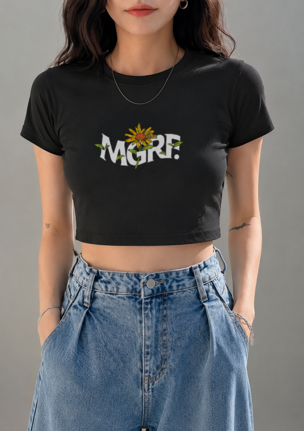 LYVIT ORIGINALS crop top featuring a stylish, fitted design in soft fabric, perfect for casual or trendy outfits.