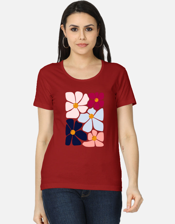 Front view of LYVIT ORIGINALS women's classic T-shirt in soft cotton, featuring a simple crew neckline and short sleeves.