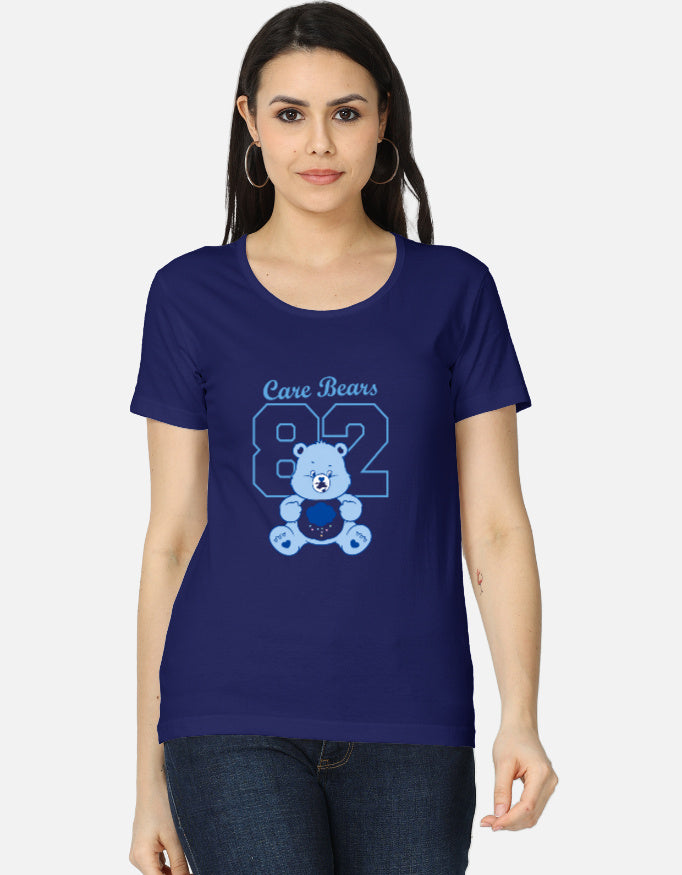 Women's classic LYVIT ORIGINALS T-shirt in white, featuring a round neckline and short sleeves, shown from the front.